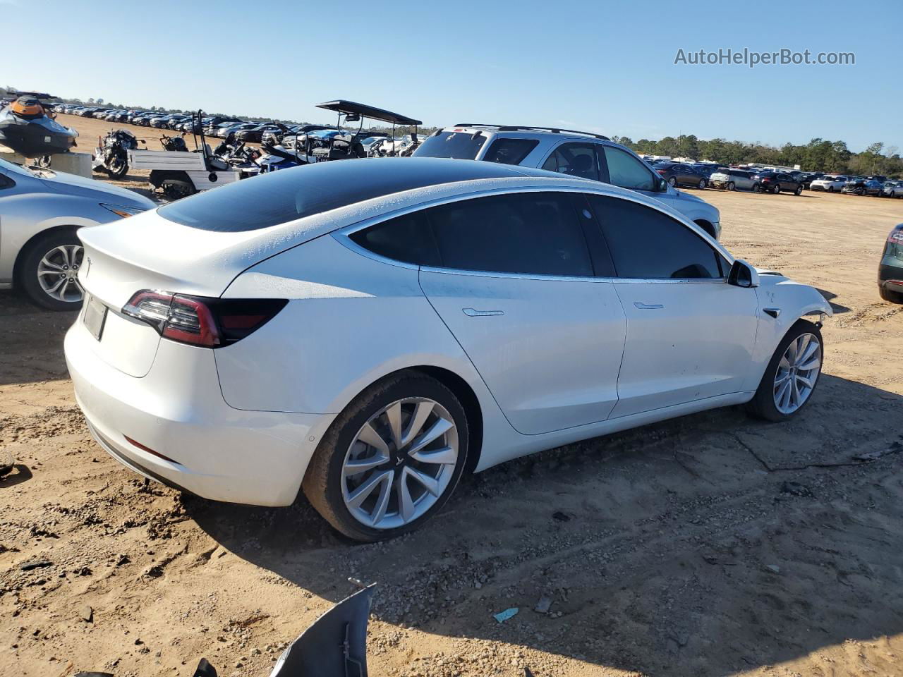 2020 Tesla Model 3  White vin: 5YJ3E1EA3LF741321