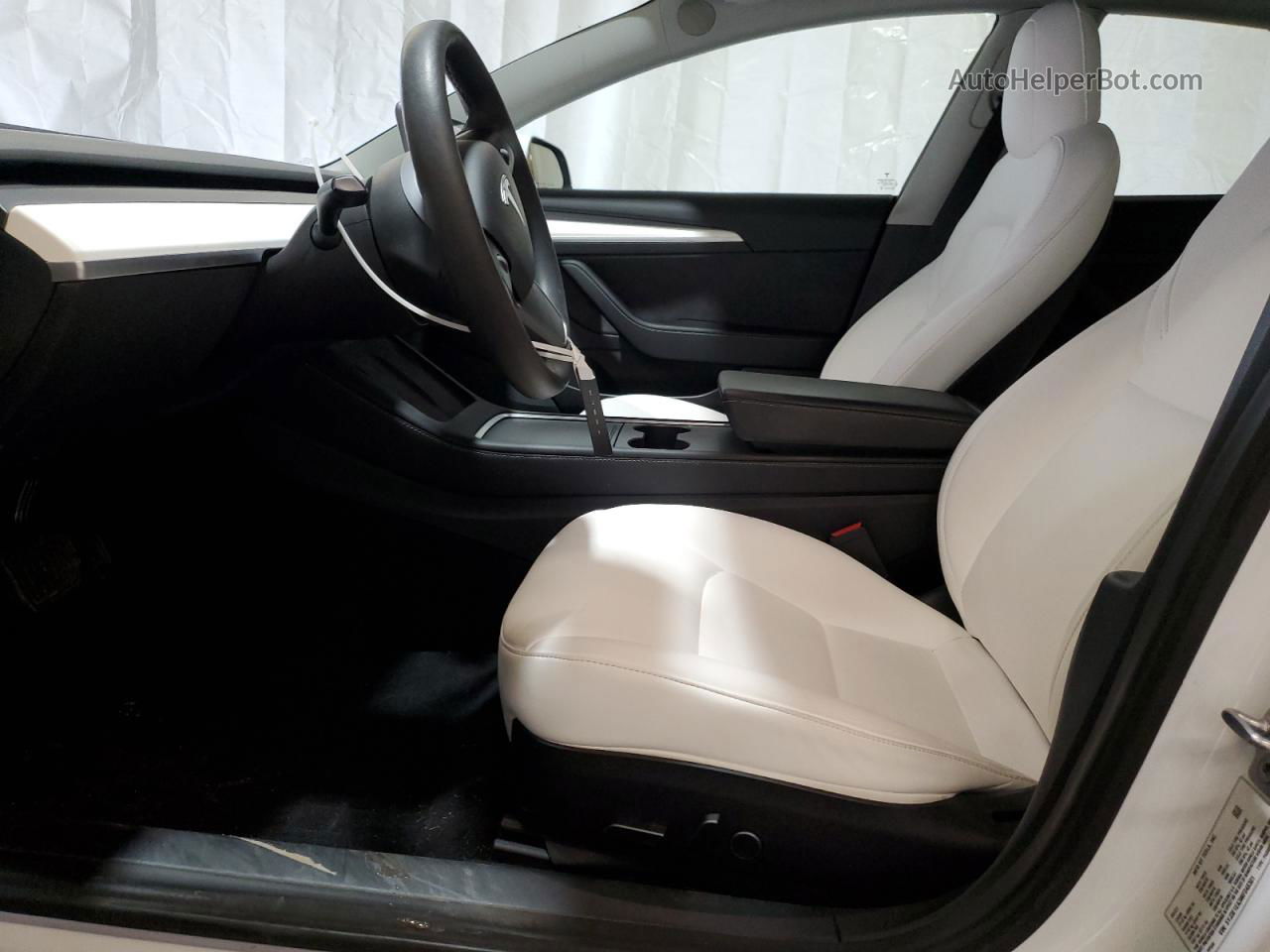 2021 Tesla Model 3  White vin: 5YJ3E1EA3MF048301