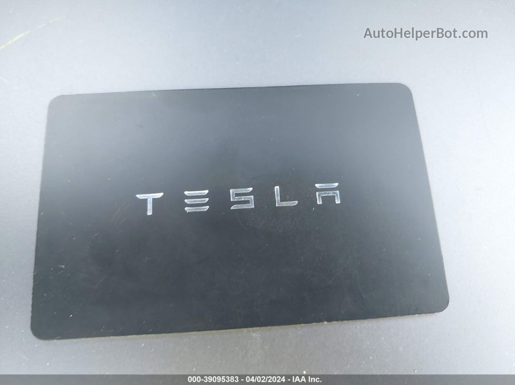 2021 Tesla Model 3 Standard Range Plus Rear-wheel Drive Белый vin: 5YJ3E1EA3MF073487