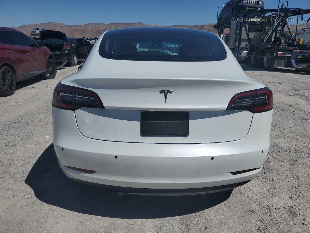 2022 Tesla Model 3  White vin: 5YJ3E1EA3NF322033
