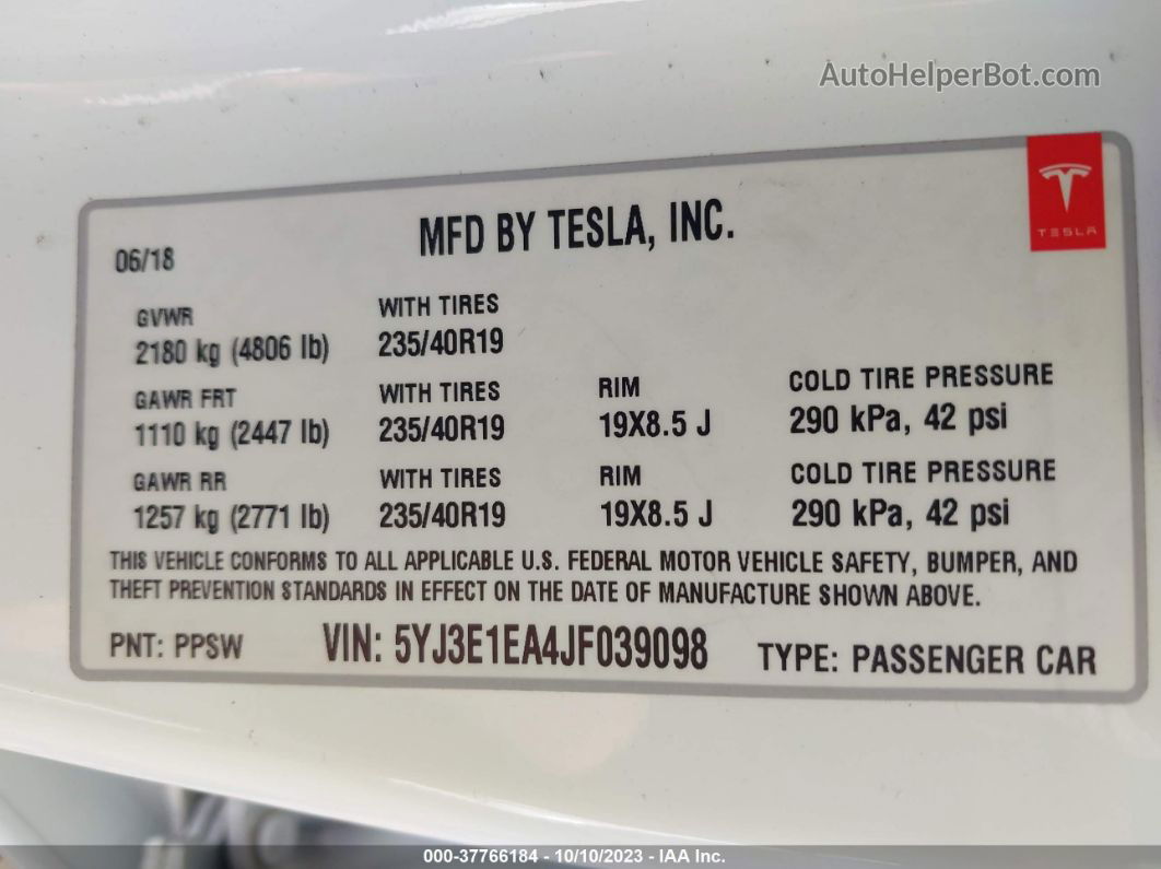 2018 Tesla Model 3 Range Battery Белый vin: 5YJ3E1EA4JF039098