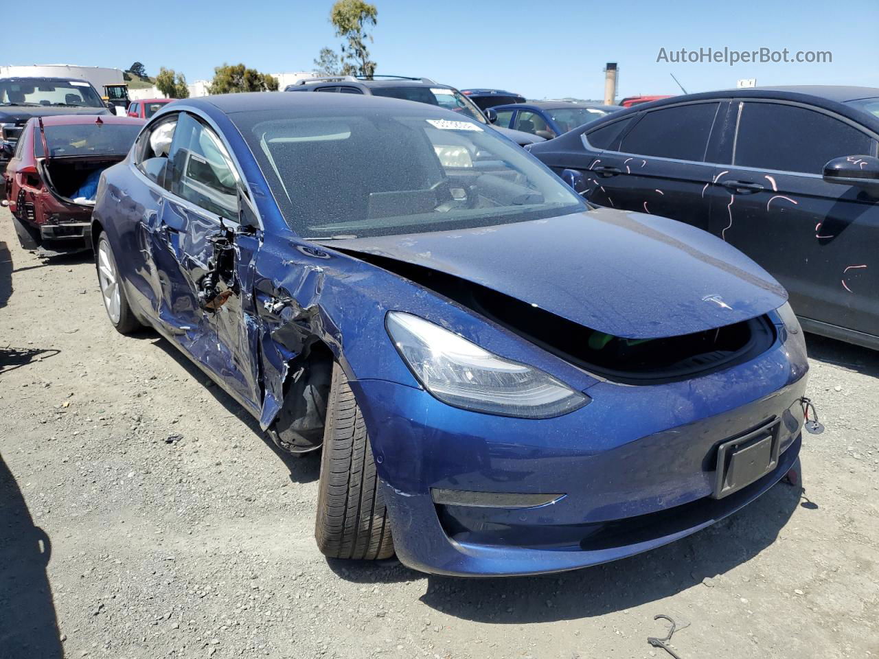 2018 Tesla Model 3  Blue vin: 5YJ3E1EA4JF076443