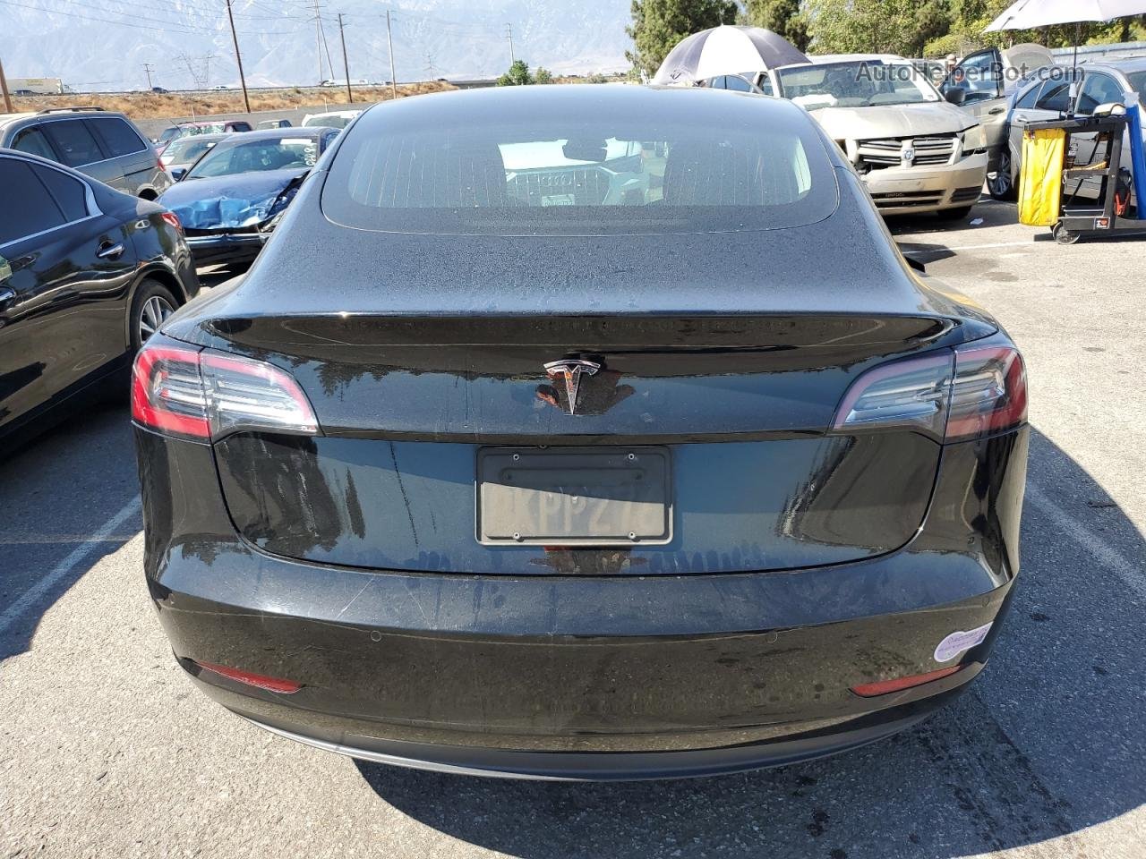 2019 Tesla Model 3  Черный vin: 5YJ3E1EA4KF306371