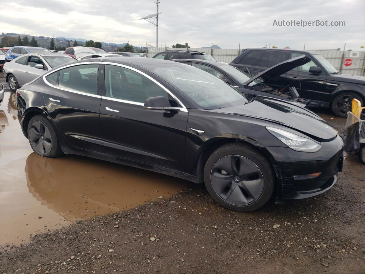 2019 Tesla Model 3  Черный vin: 5YJ3E1EA4KF395522