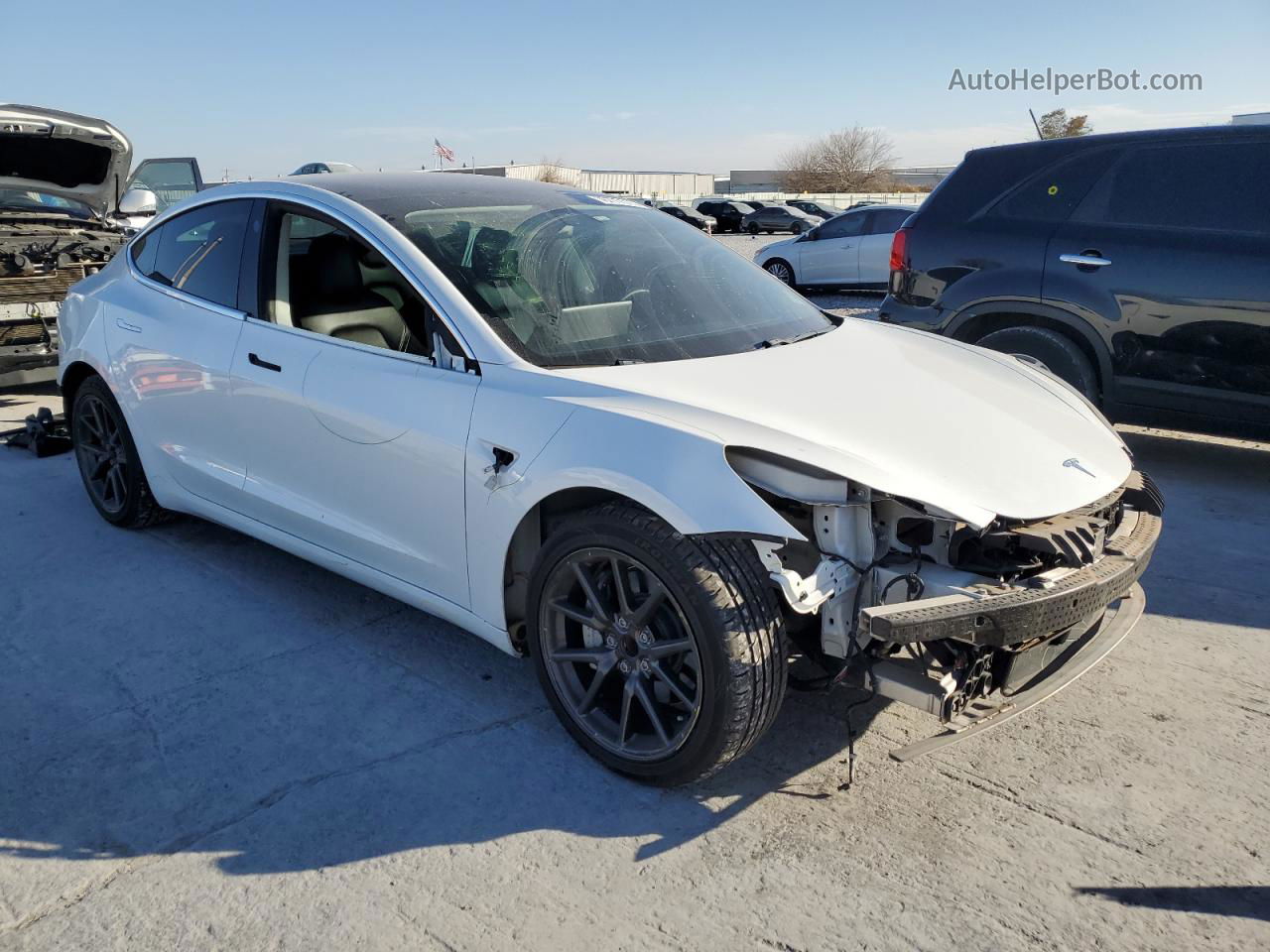 2019 Tesla Model 3  White vin: 5YJ3E1EA4KF483048