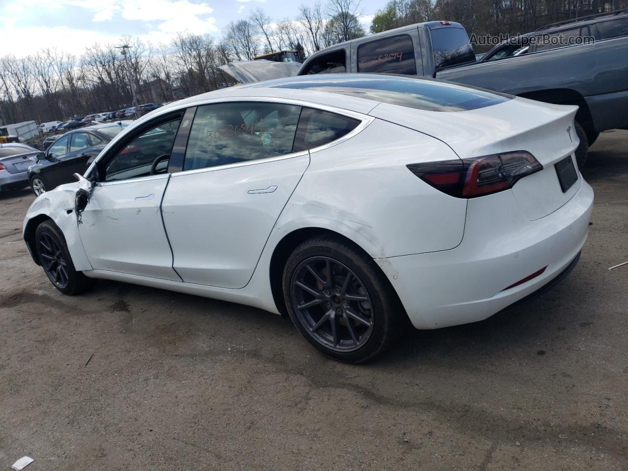 2019 Tesla Model 3  White vin: 5YJ3E1EA4KF484006