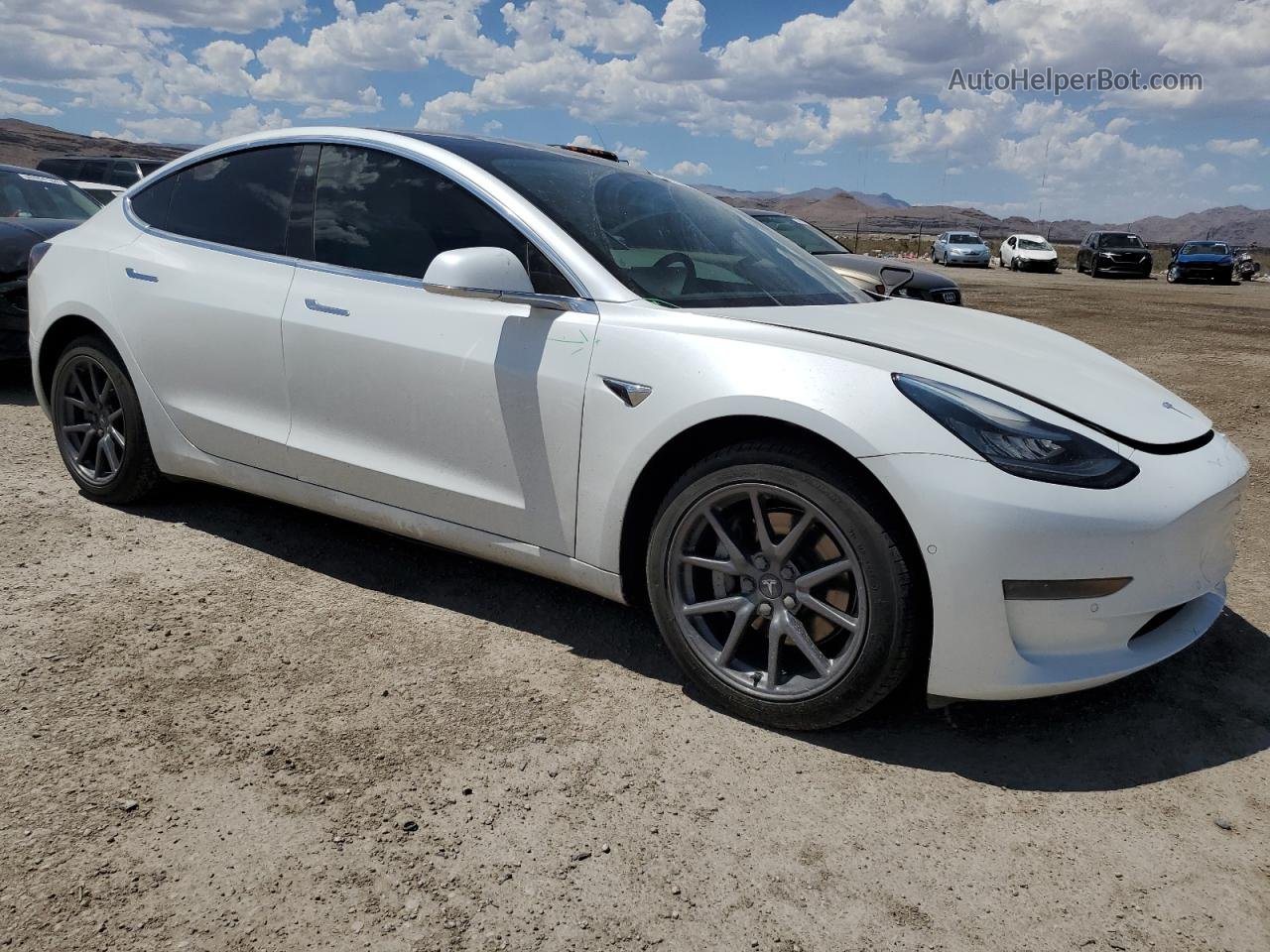 2020 Tesla Model 3  White vin: 5YJ3E1EA4LF615243