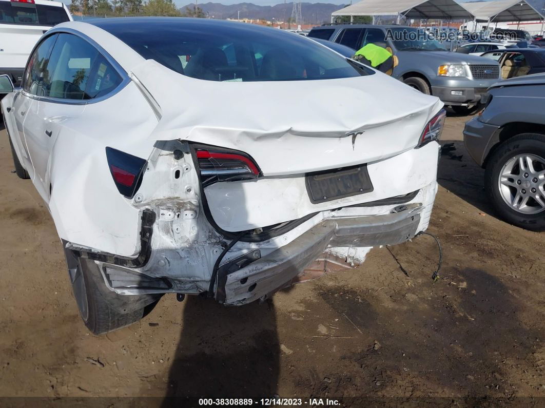 2020 Tesla Model 3 Standard Range Plus Rear-wheel Drive/standard Range Rear-wheel Drive White vin: 5YJ3E1EA4LF669898