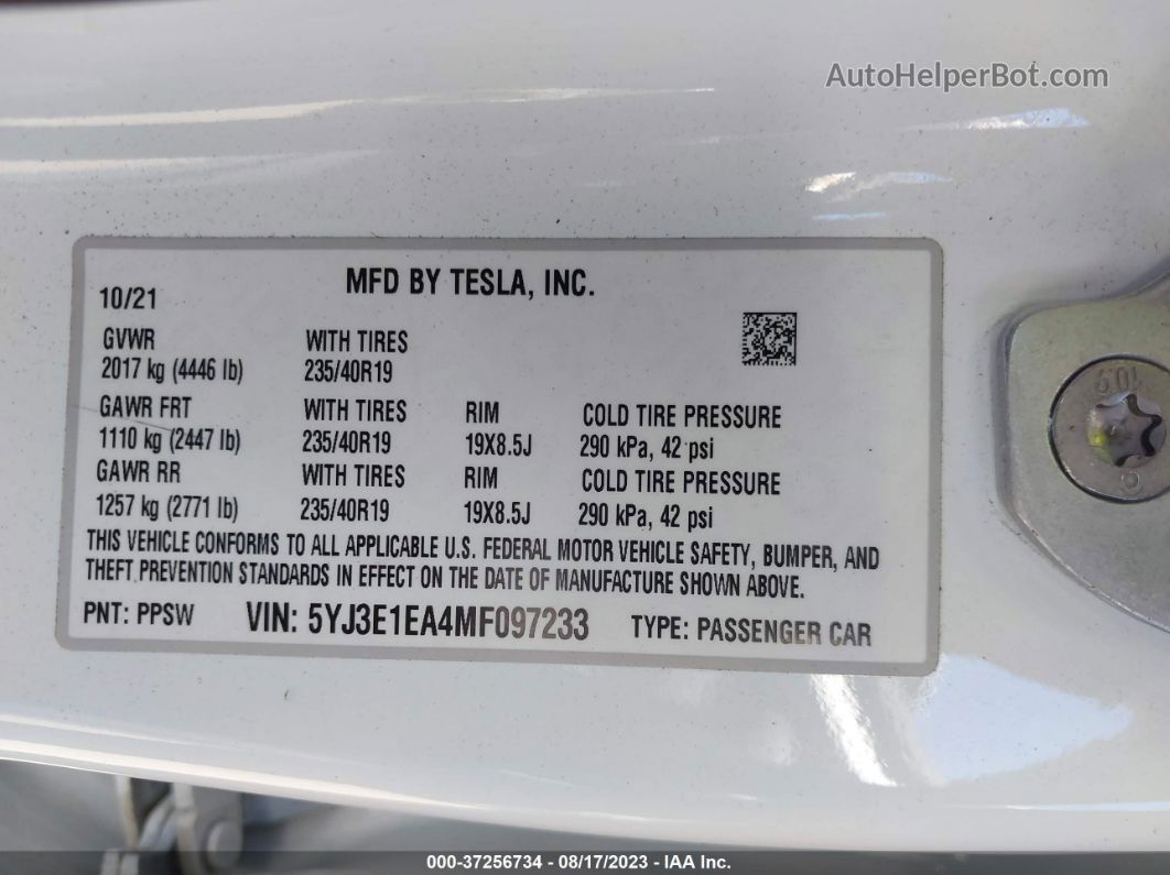 2021 Tesla Model 3 Standard Range Plus Rear-wheel Drive White vin: 5YJ3E1EA4MF097233