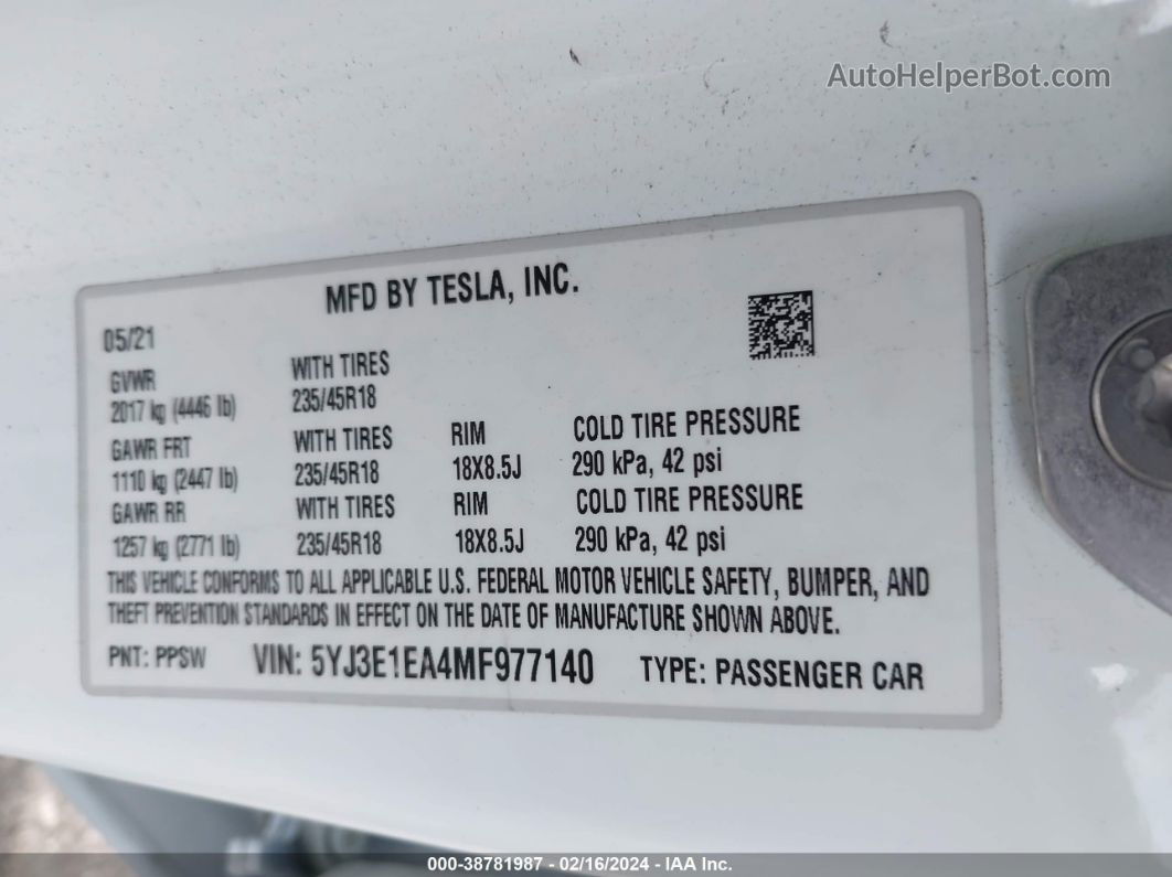 2021 Tesla Model 3 Standard Range Plus Rear-wheel Drive White vin: 5YJ3E1EA4MF977140