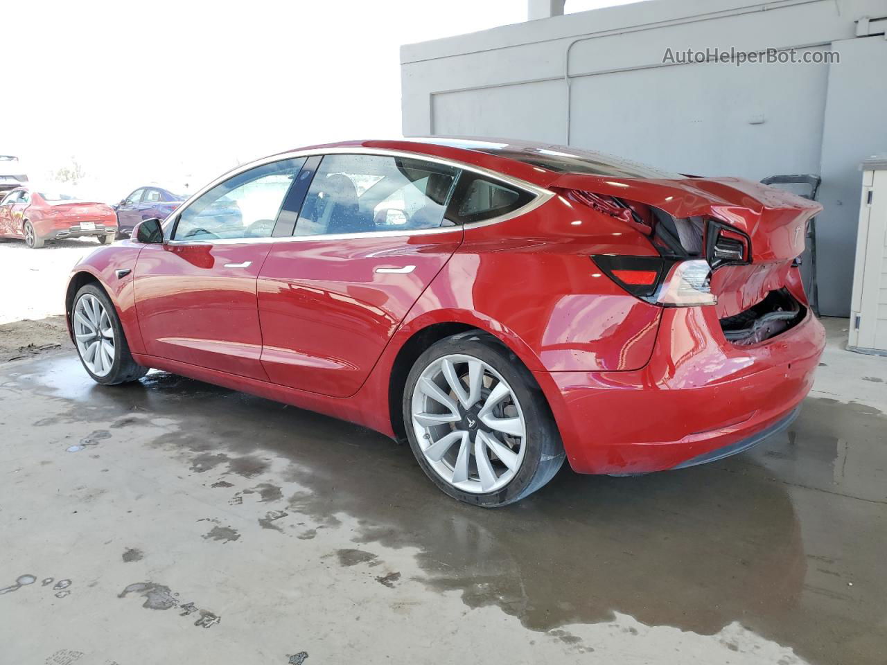 2018 Tesla Model 3  Red vin: 5YJ3E1EA5JF015425