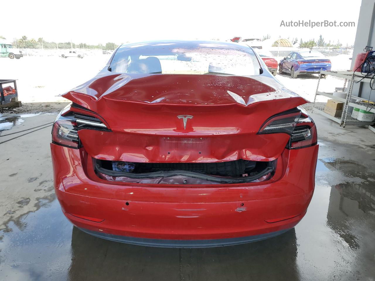 2018 Tesla Model 3  Red vin: 5YJ3E1EA5JF015425