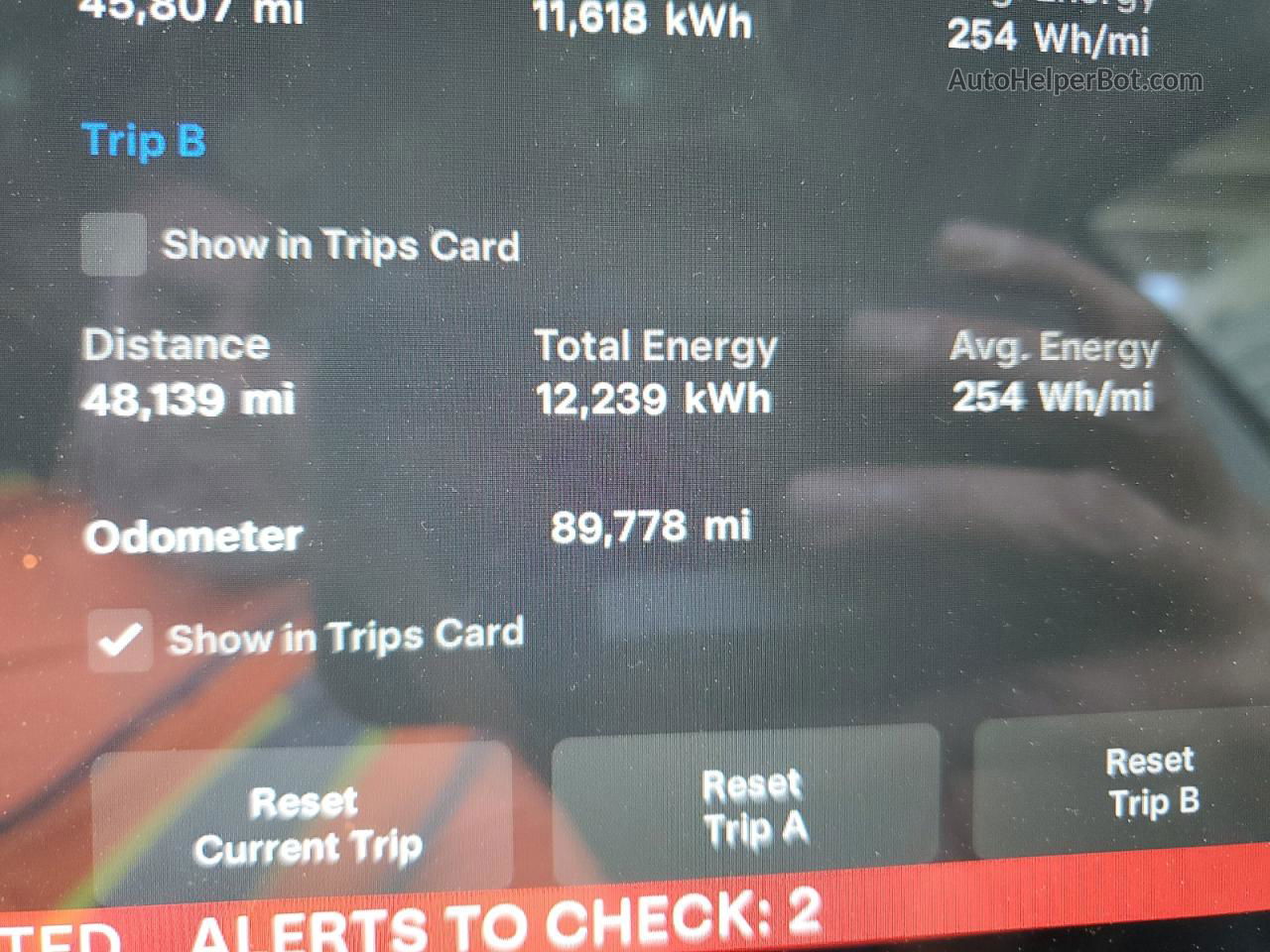 2018 Tesla Model 3  Red vin: 5YJ3E1EA5JF015425