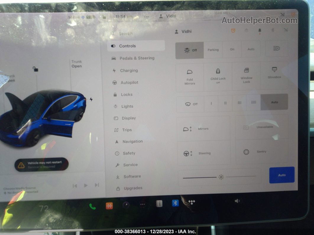 2018 Tesla Model 3   Синий vin: 5YJ3E1EA5JF032564