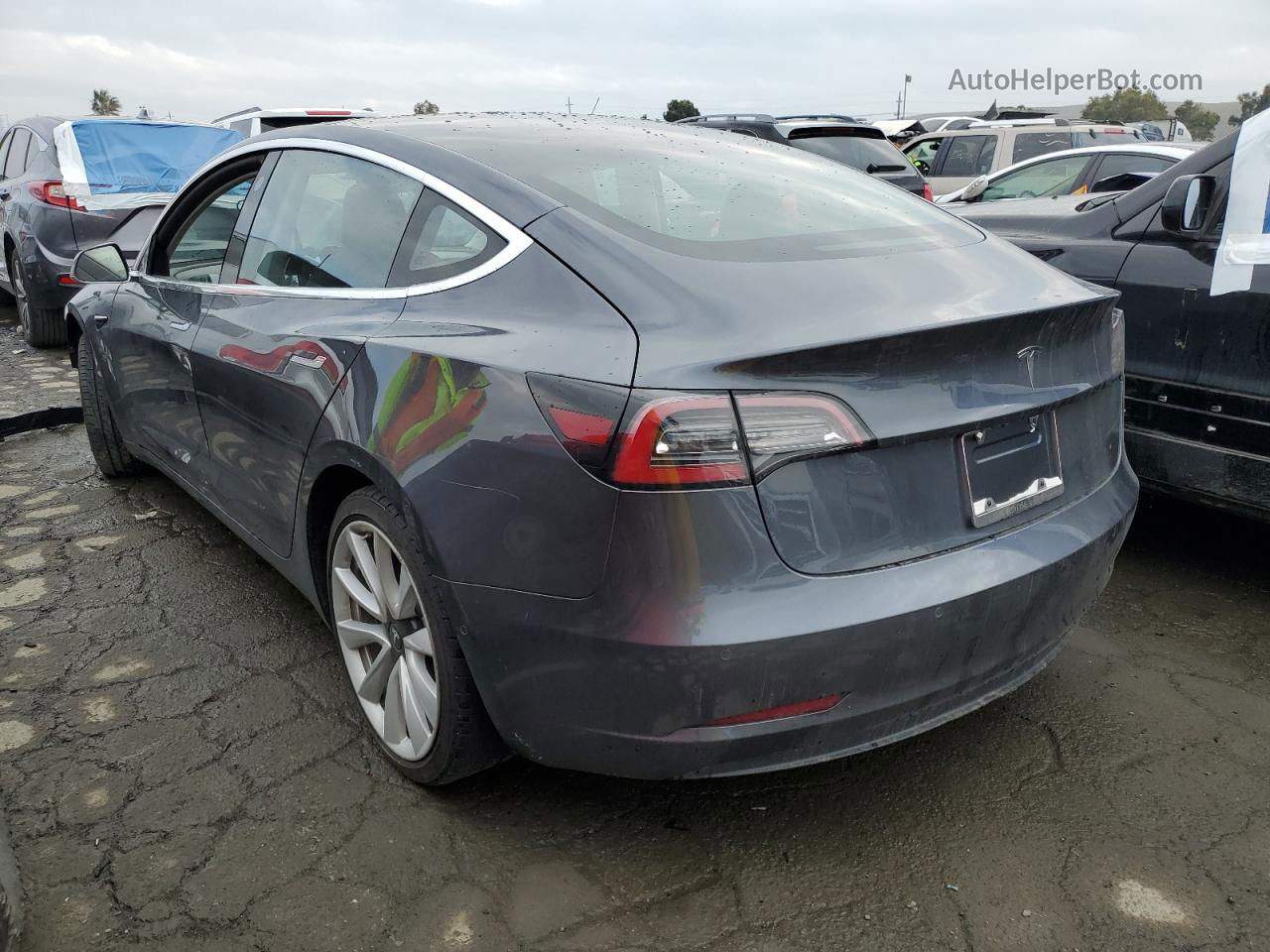 2018 Tesla Model 3  Серый vin: 5YJ3E1EA5JF050529