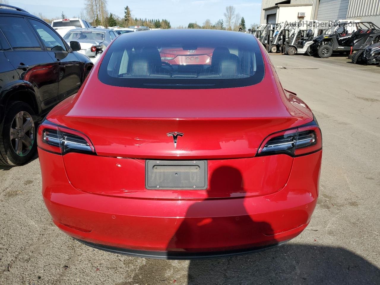 2018 Tesla Model 3  Красный vin: 5YJ3E1EA5JF159587