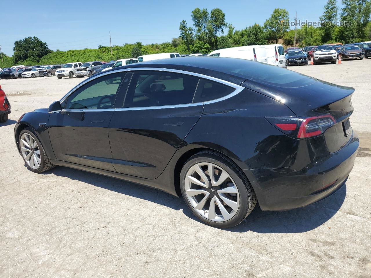 2019 Tesla Model 3  Черный vin: 5YJ3E1EA5KF192946