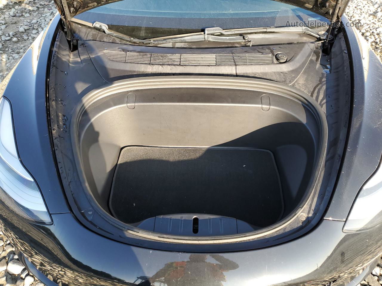 2019 Tesla Model 3  Черный vin: 5YJ3E1EA5KF296868