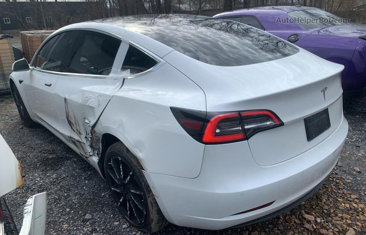 2019 Tesla Model 3  White vin: 5YJ3E1EA5KF309957