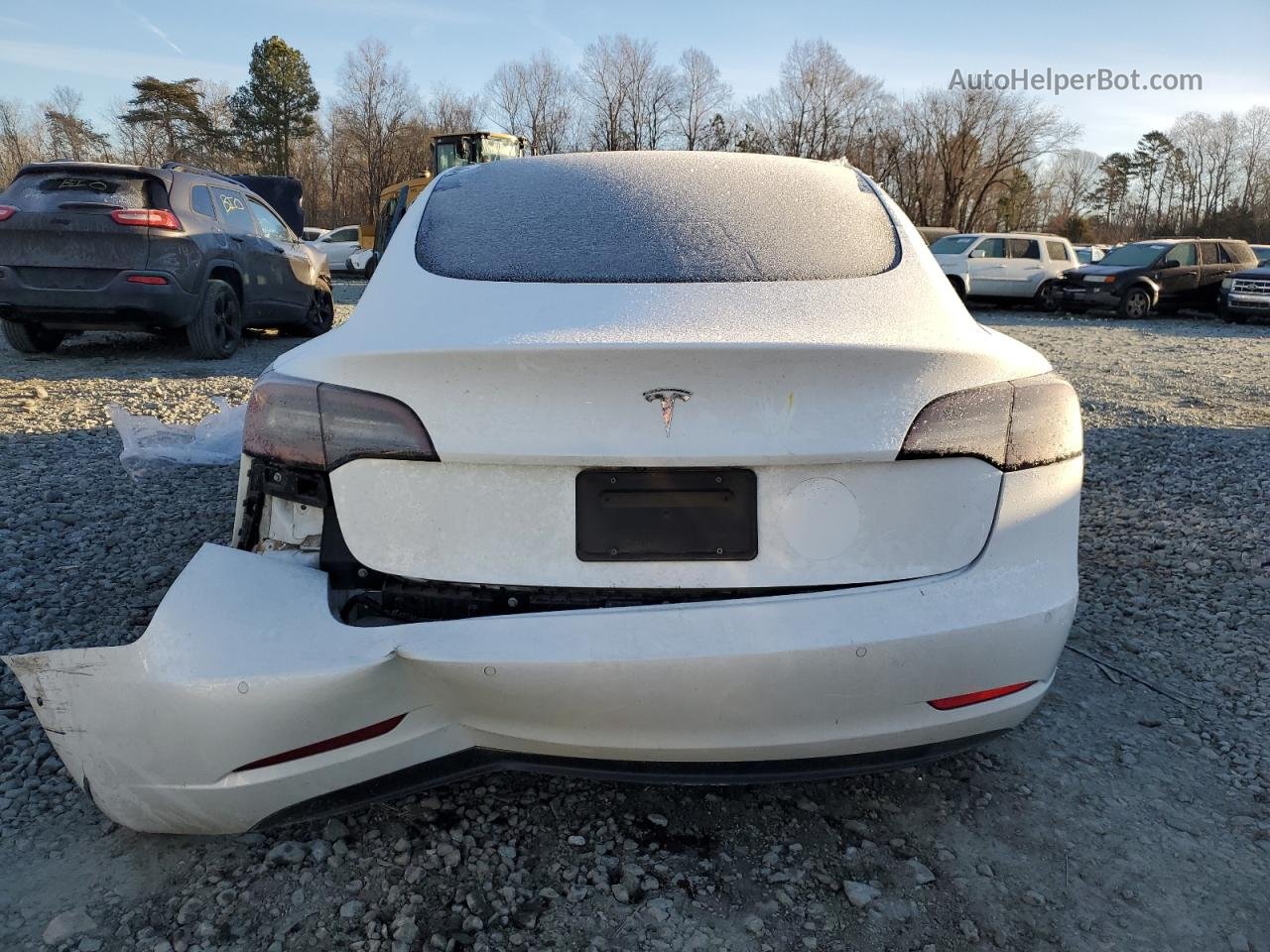 2019 Tesla Model 3  White vin: 5YJ3E1EA5KF332056