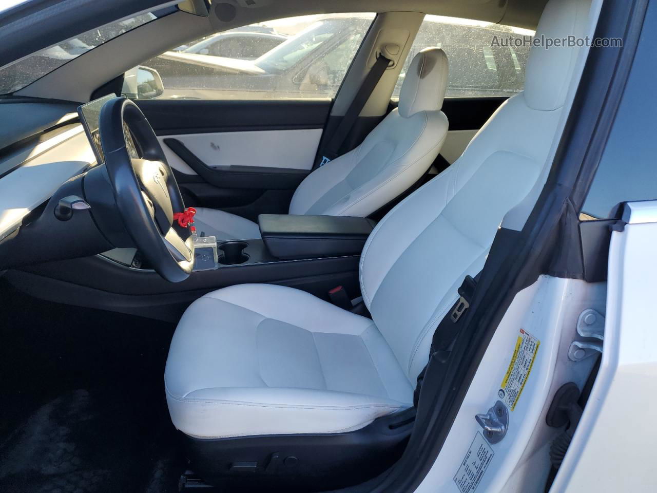 2019 Tesla Model 3  White vin: 5YJ3E1EA5KF332848