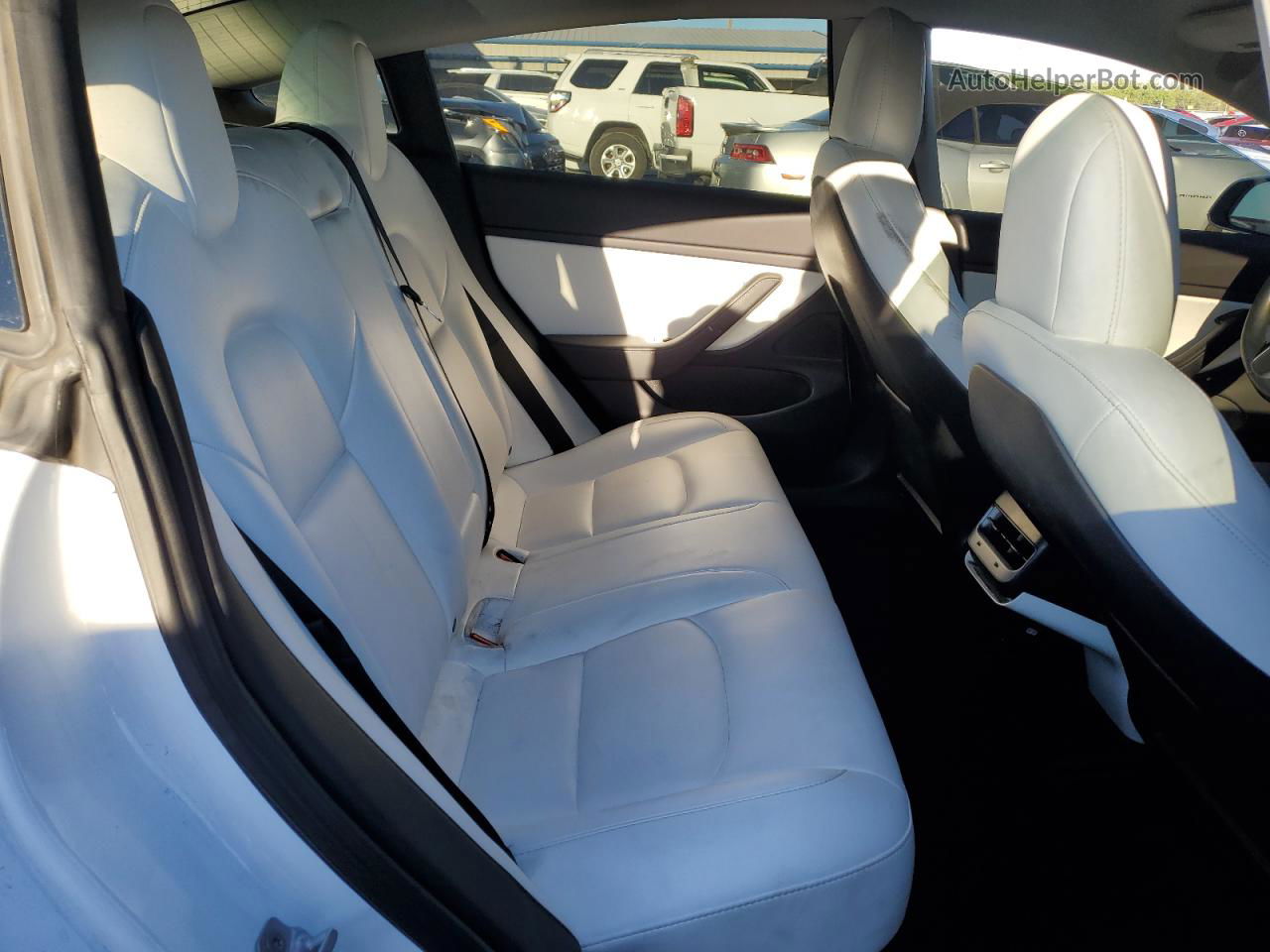 2019 Tesla Model 3  White vin: 5YJ3E1EA5KF332848