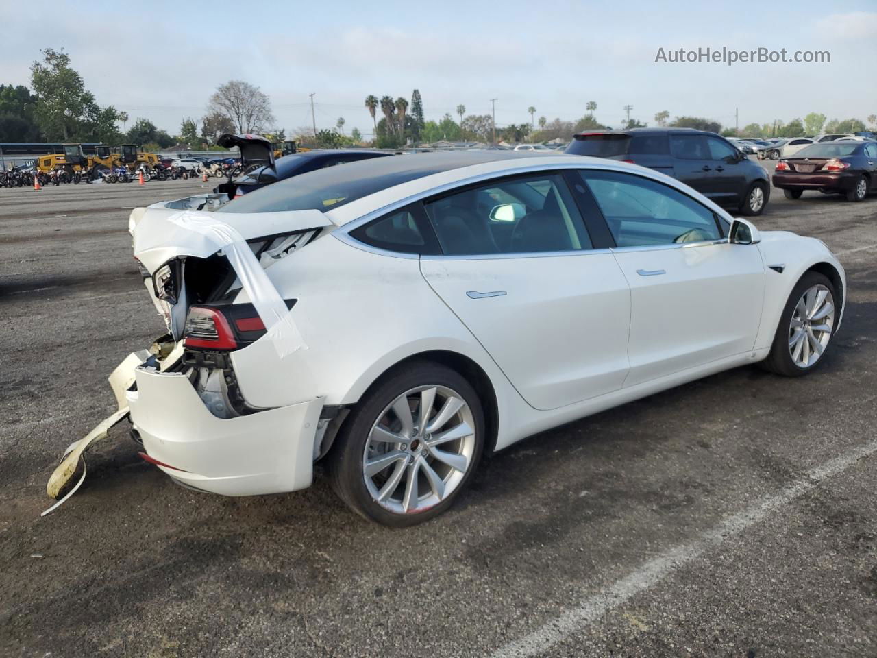 2019 Tesla Model 3 White vin: 5YJ3E1EA5KF508068