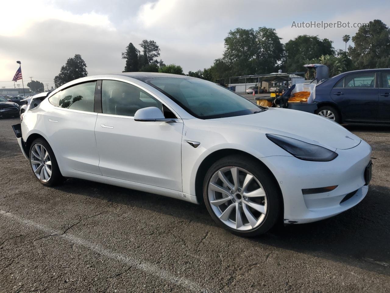 2019 Tesla Model 3 White vin: 5YJ3E1EA5KF508068