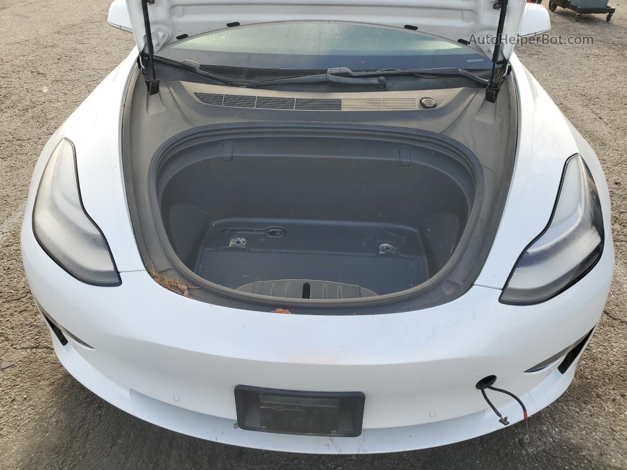 2019 Tesla Model 3 Белый vin: 5YJ3E1EA5KF508068