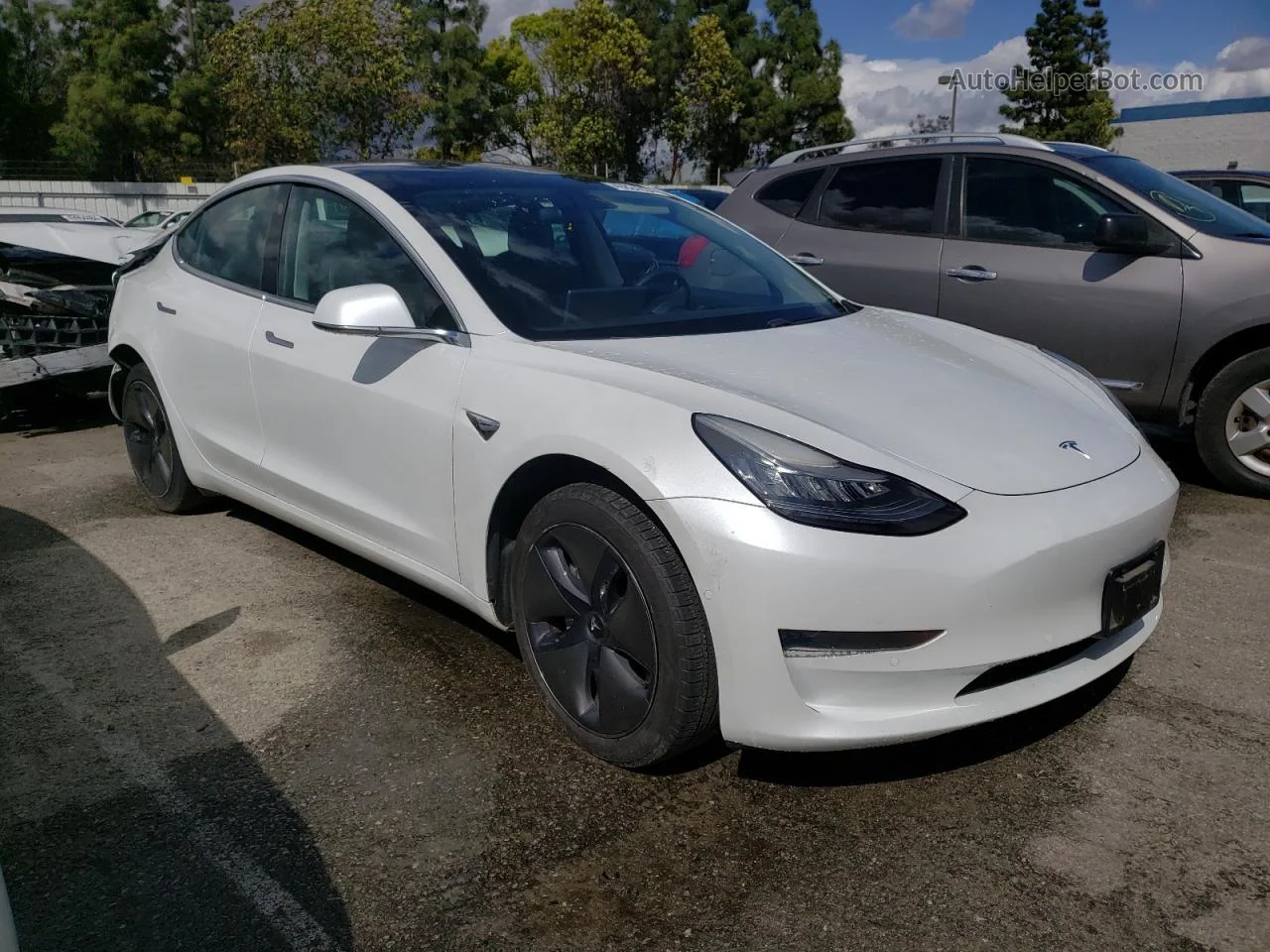 2020 Tesla Model 3  White vin: 5YJ3E1EA5LF504894
