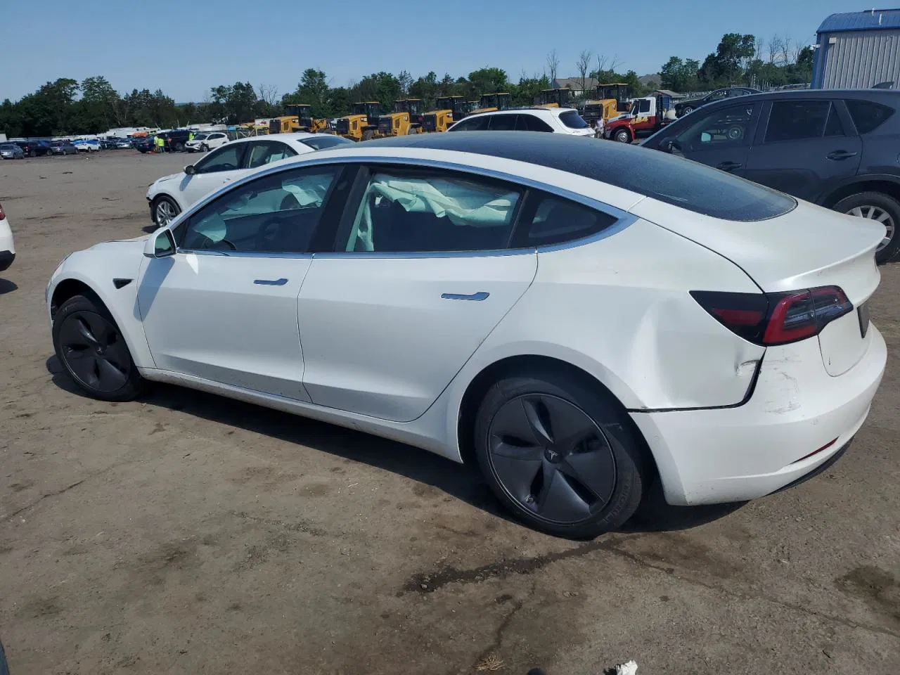 2020 Tesla Model 3  White vin: 5YJ3E1EA5LF590465