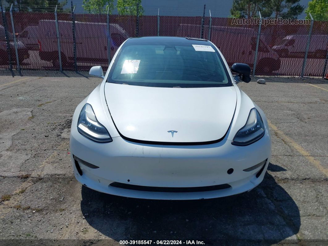 2020 Tesla Model 3 Standard Range Plus Rear-wheel Drive/standard Range Rear-wheel Drive White vin: 5YJ3E1EA5LF590577