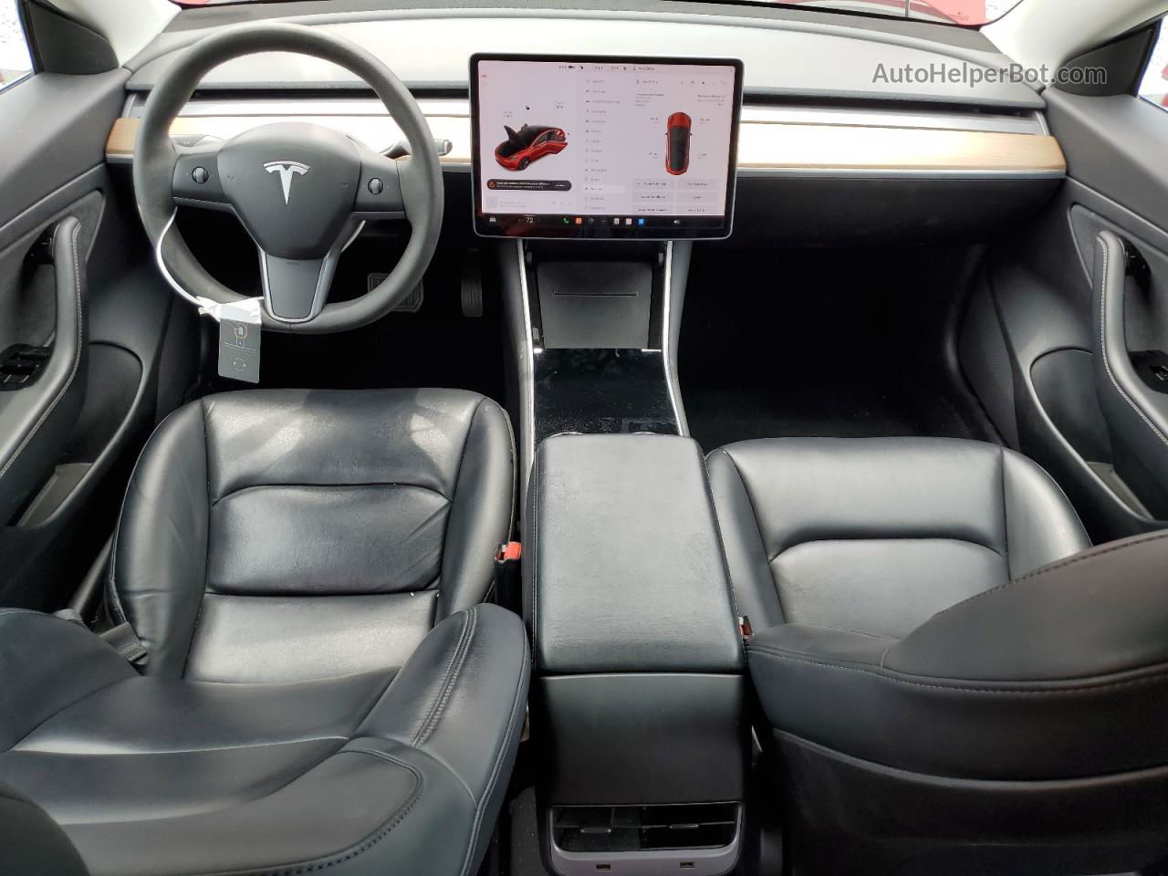 2020 Tesla Model 3  Red vin: 5YJ3E1EA5LF611654