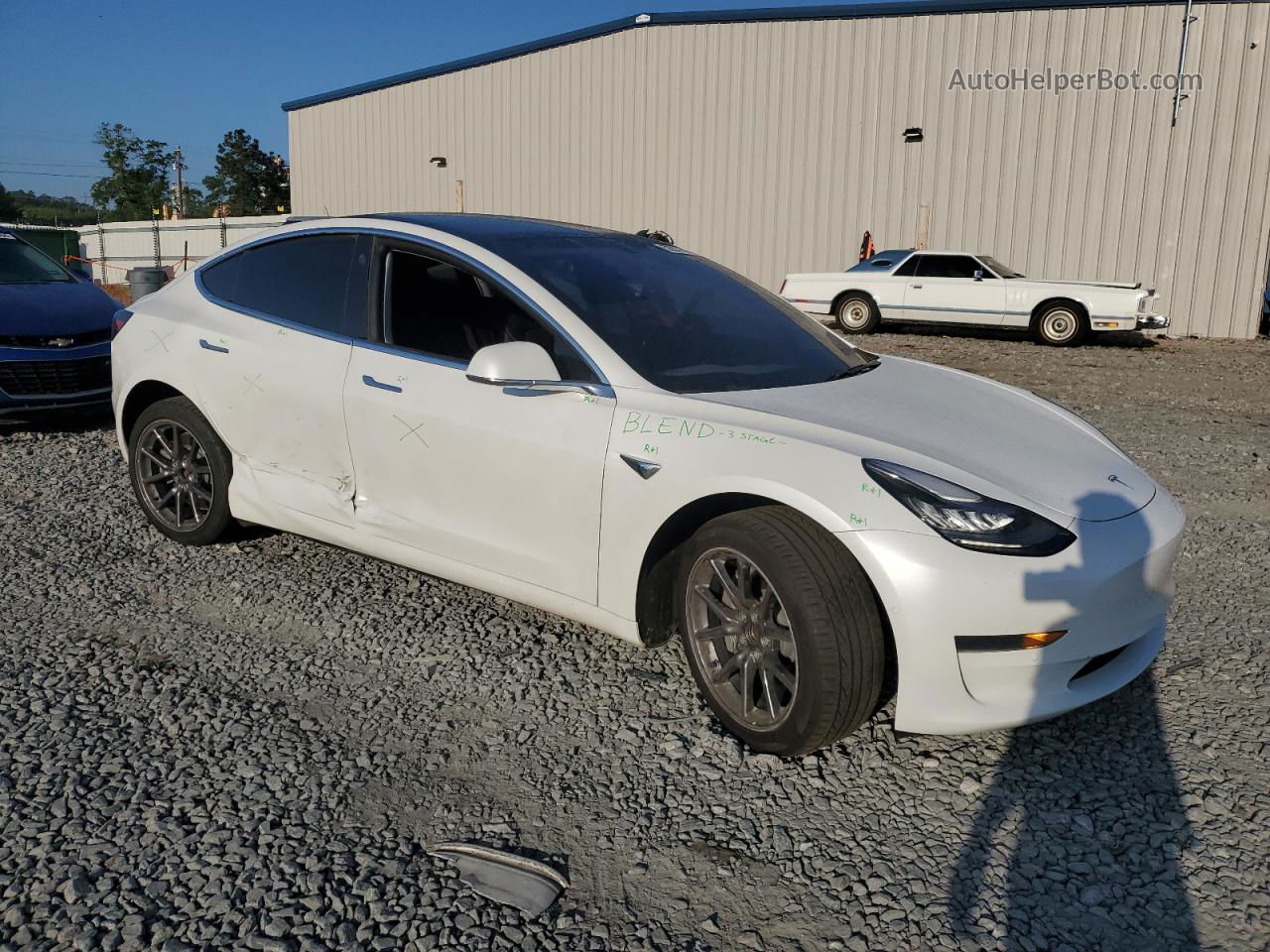 2020 Tesla Model 3  Белый vin: 5YJ3E1EA5LF612643