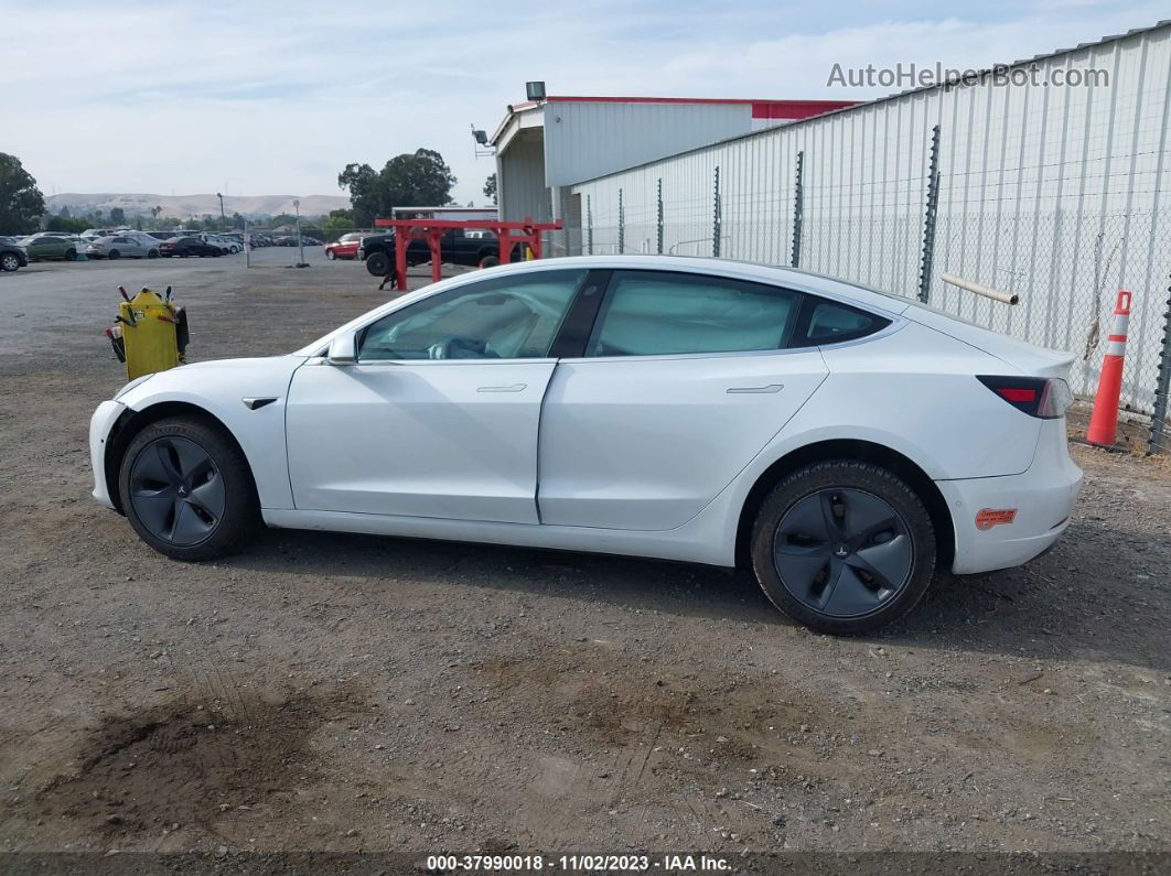 2020 Tesla Model 3 Standard Range Plus Rear-wheel Drive/standard Range Rear-wheel Drive White vin: 5YJ3E1EA5LF644847