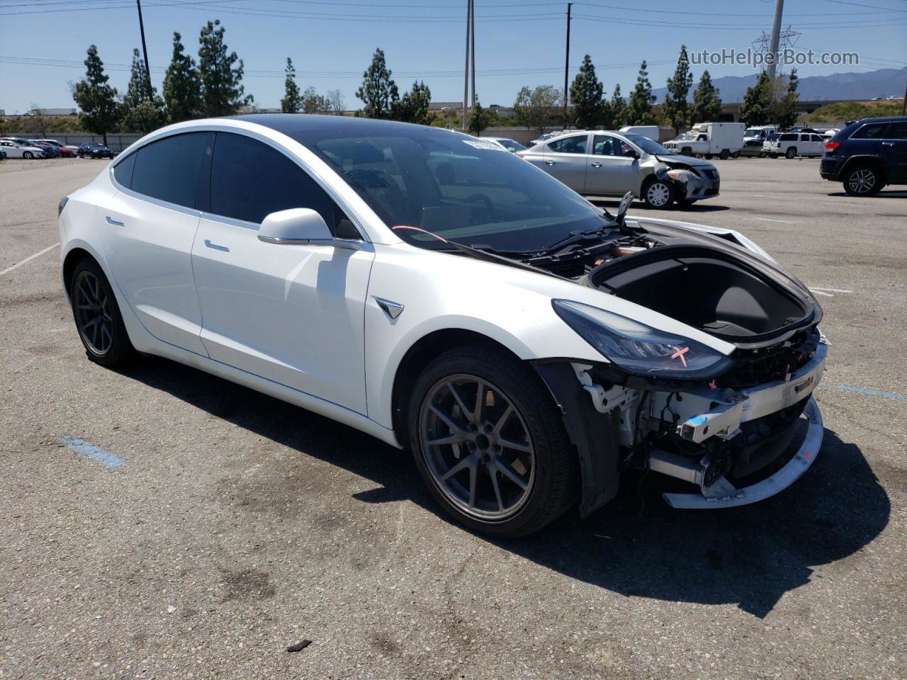 2020 Tesla Model 3  White vin: 5YJ3E1EA5LF740364