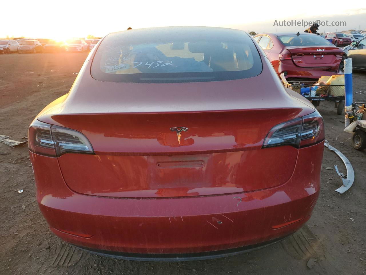 2022 Tesla Model 3  Red vin: 5YJ3E1EA5NF287432