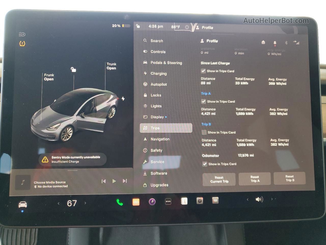 2022 Tesla Model 3  Угольный vin: 5YJ3E1EA5NF370679