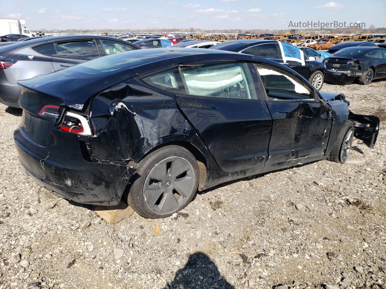 2022 Tesla Model 3  Black vin: 5YJ3E1EA5NF372366