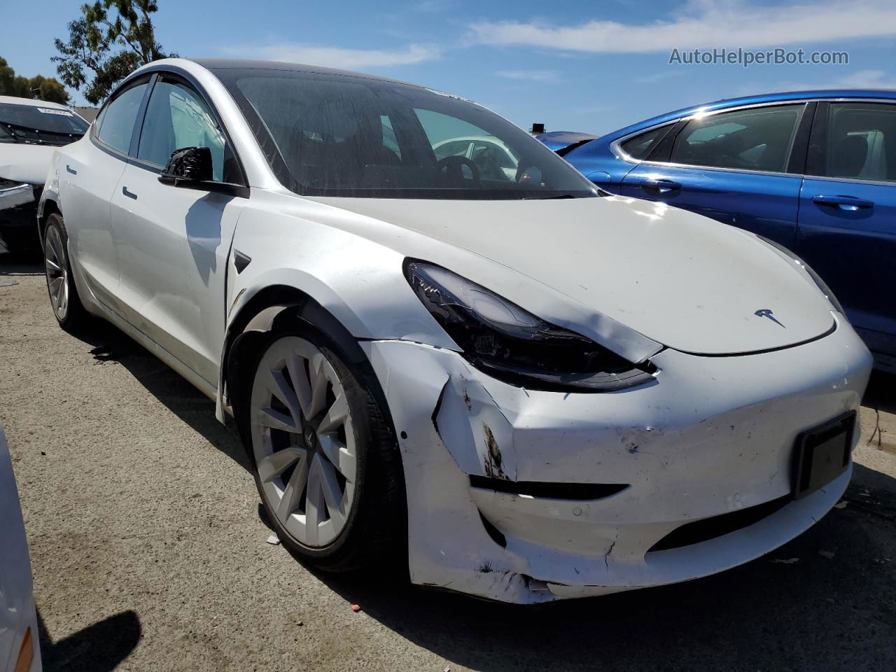 2022 Tesla Model 3  White vin: 5YJ3E1EA5NF374845