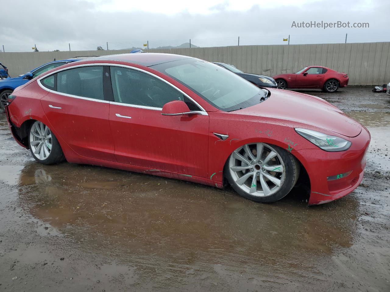 2018 Tesla Model 3  Red vin: 5YJ3E1EA6JF012209