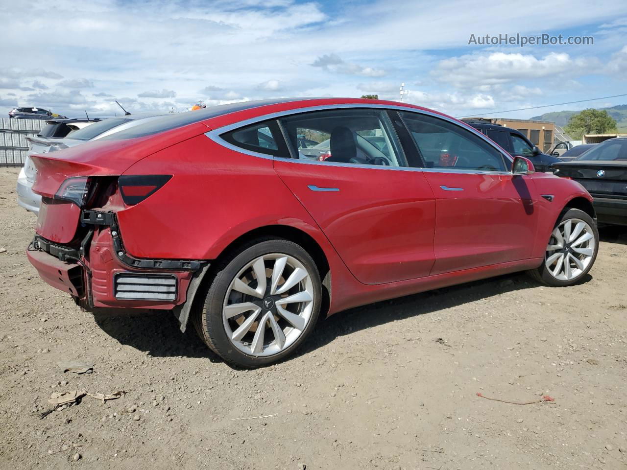 2018 Tesla Model 3  Red vin: 5YJ3E1EA6JF012212