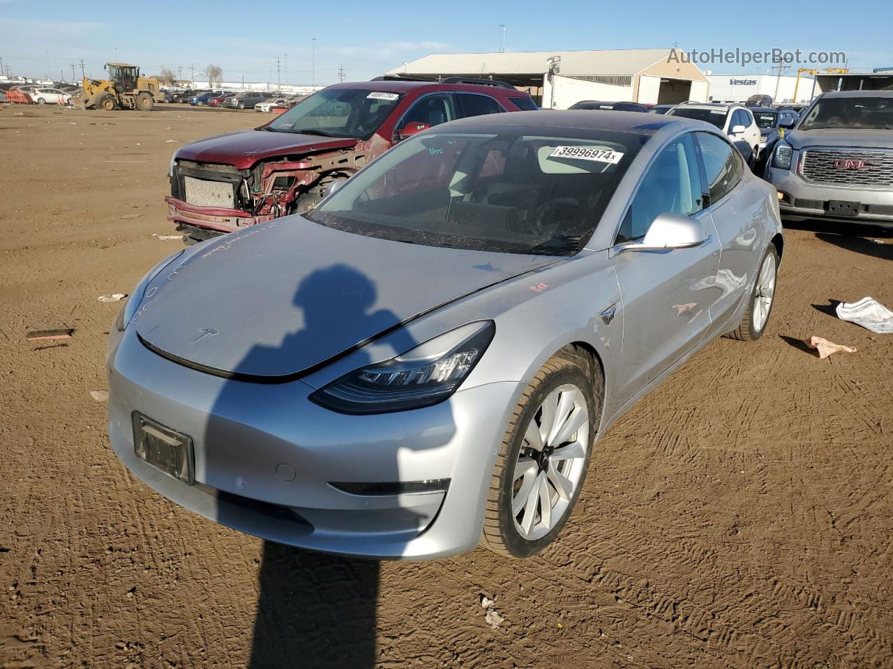 2018 Tesla Model 3  Серебряный vin: 5YJ3E1EA6JF015336