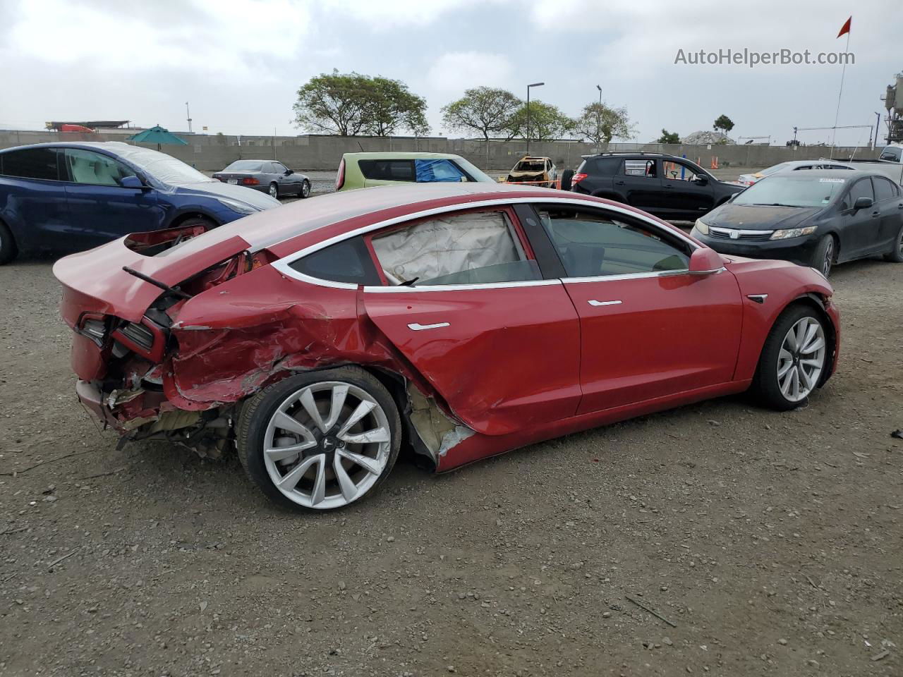 2018 Tesla Model 3  Red vin: 5YJ3E1EA6JF018107