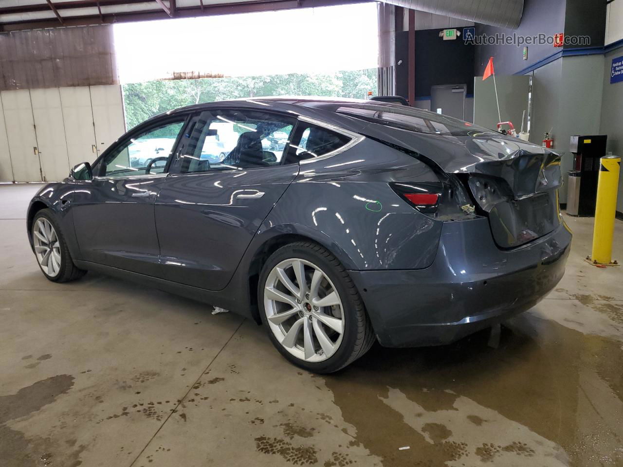 2018 Tesla Model 3  Серый vin: 5YJ3E1EA6JF024201