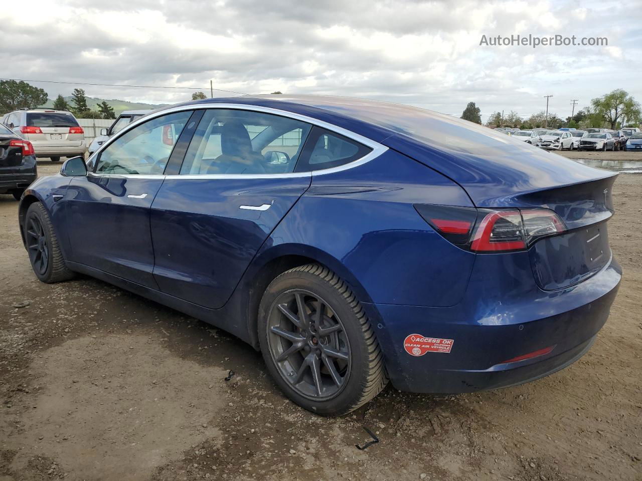 2018 Tesla Model 3  Синий vin: 5YJ3E1EA6JF041239