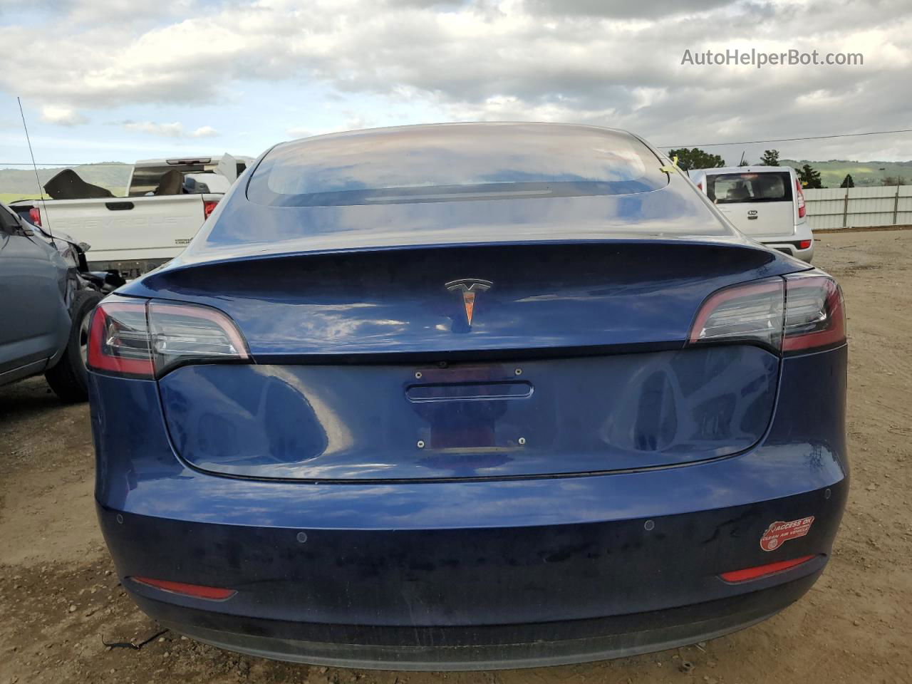 2018 Tesla Model 3  Синий vin: 5YJ3E1EA6JF041239