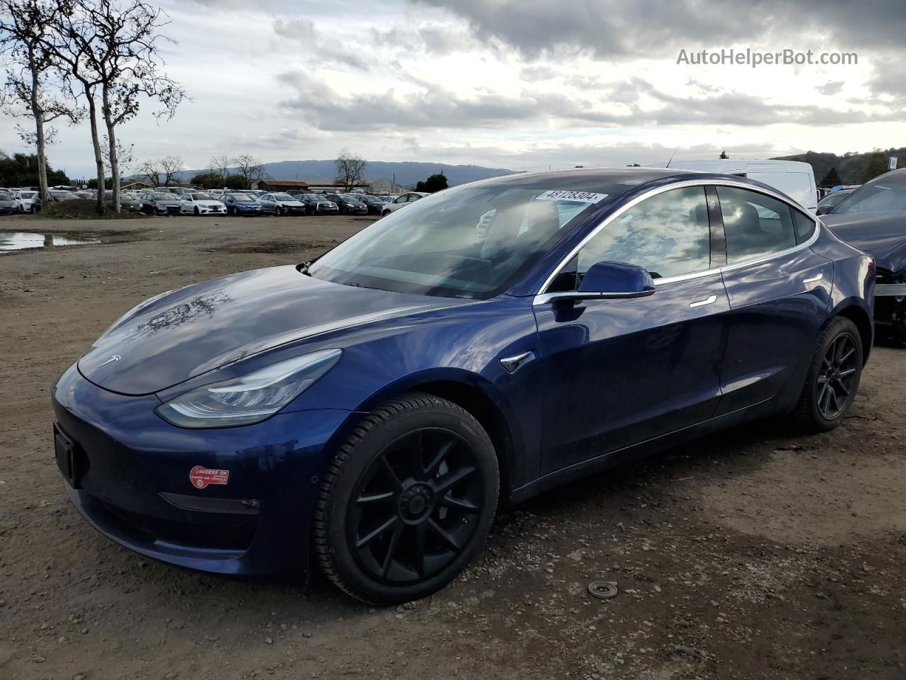 2018 Tesla Model 3  Синий vin: 5YJ3E1EA6JF041239