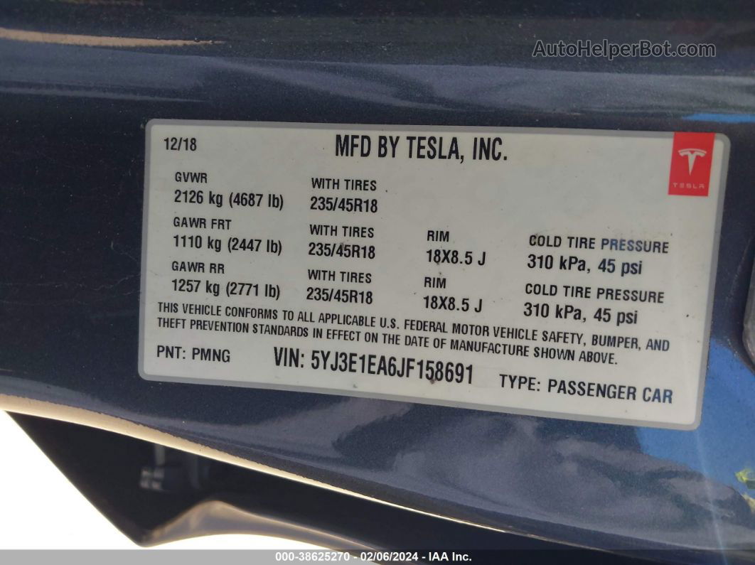 2018 Tesla Model 3   Серый vin: 5YJ3E1EA6JF158691