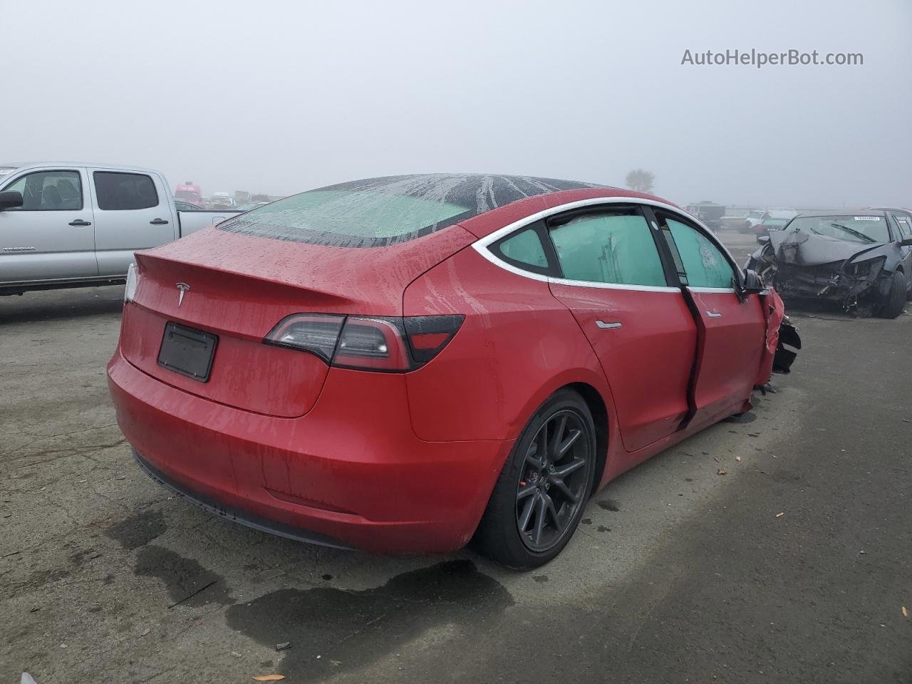 2019 Tesla Model 3  Red vin: 5YJ3E1EA6KF400588